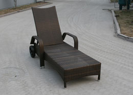 wicker lounger